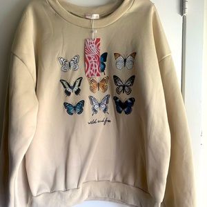 butterfly oversized sweat shirt size medium